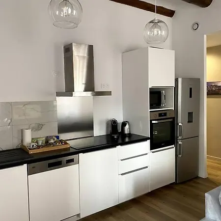 Apartment 60m2 Au Coeur Du Vieux Port